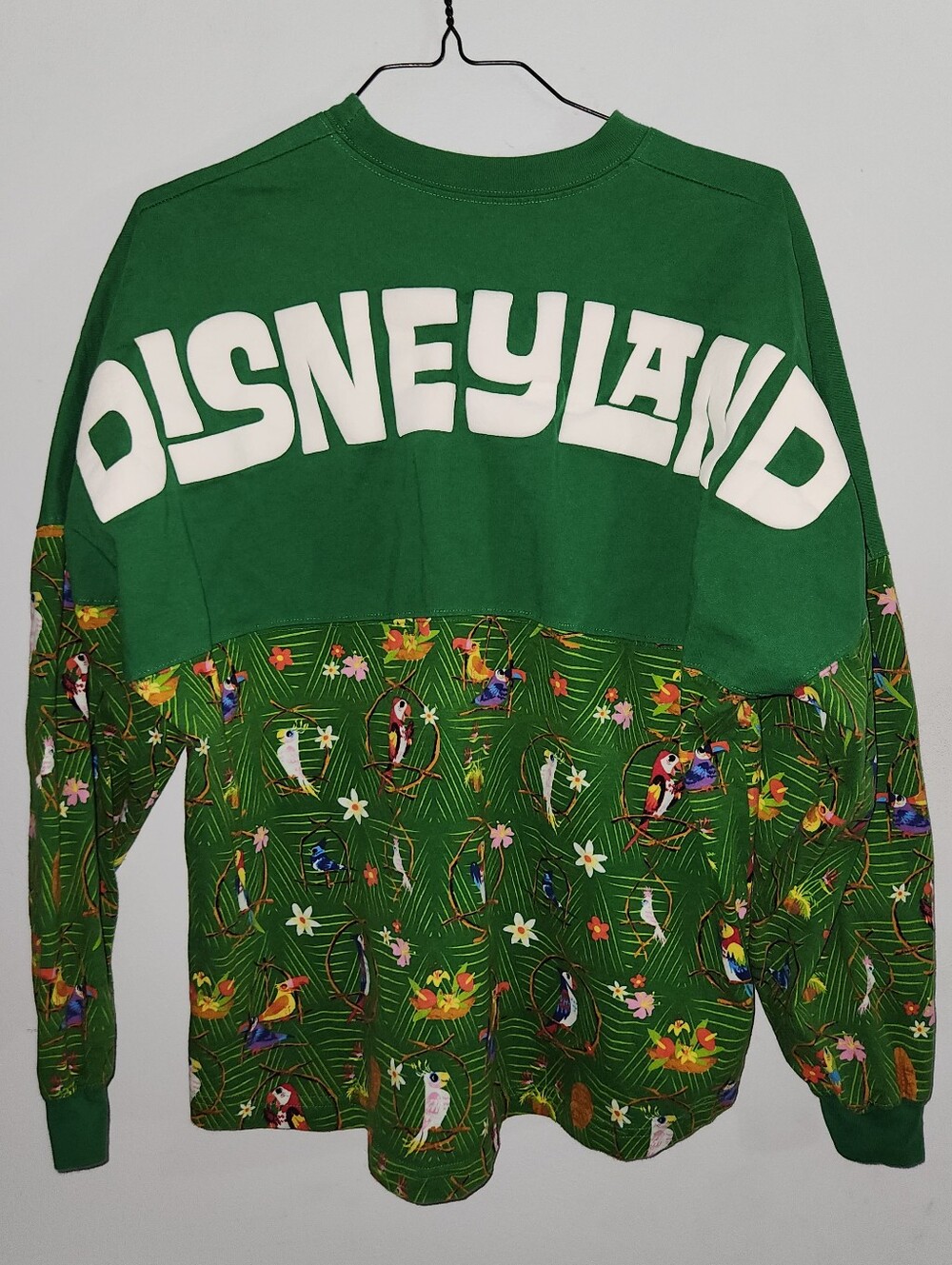 Disneyland Enchanted Tiki Room Spirit Jersey L Green Parrots Tropical